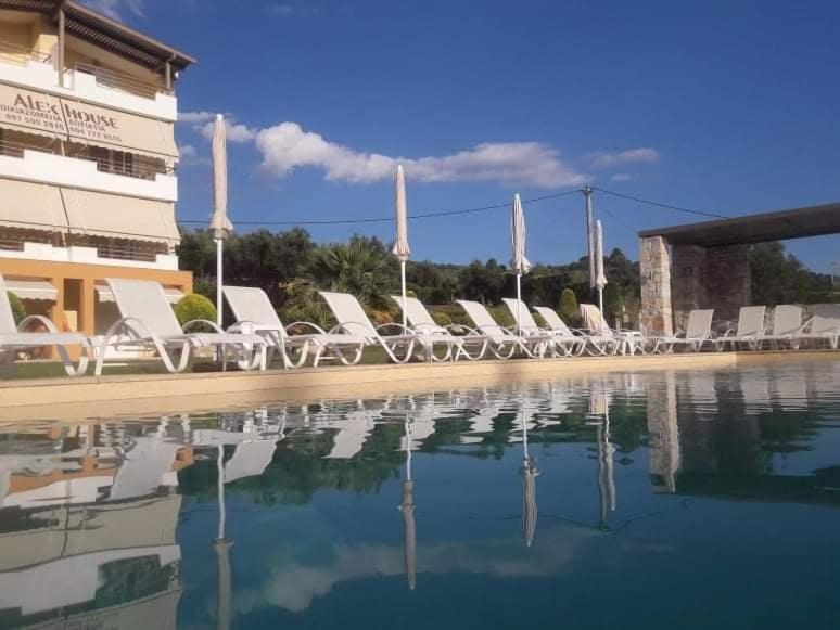 Aparthotel Alex House Zacharo Exterior foto