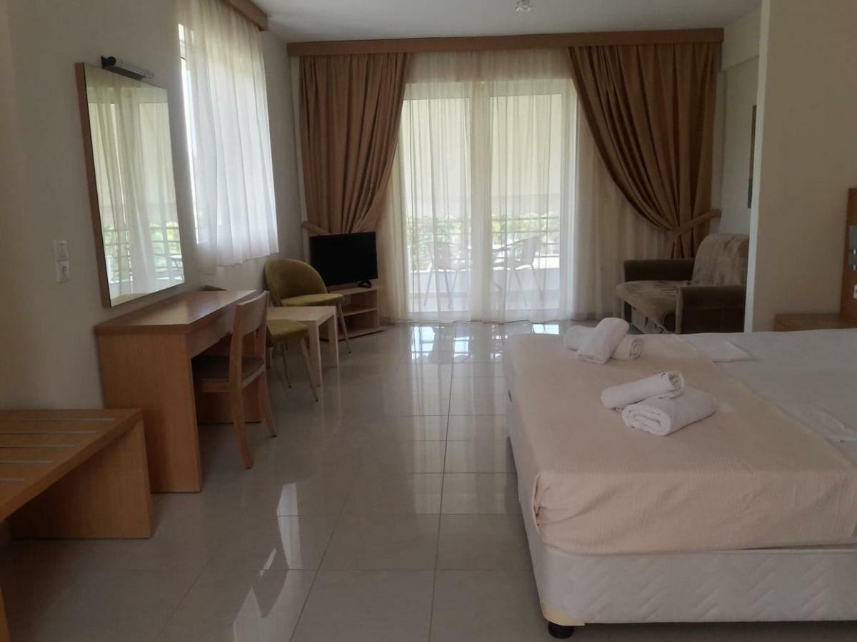 Aparthotel Alex House Zacharo Exterior foto