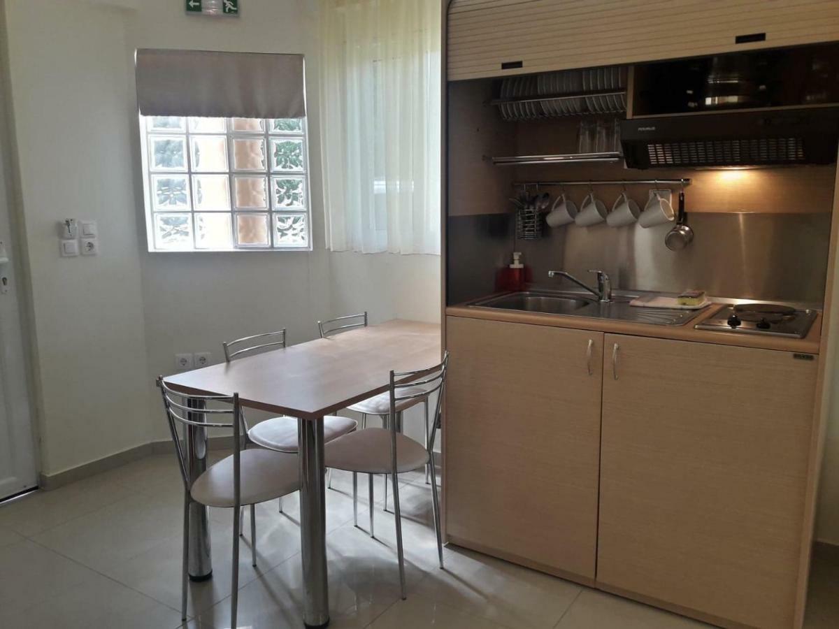 Aparthotel Alex House Zacharo Exterior foto